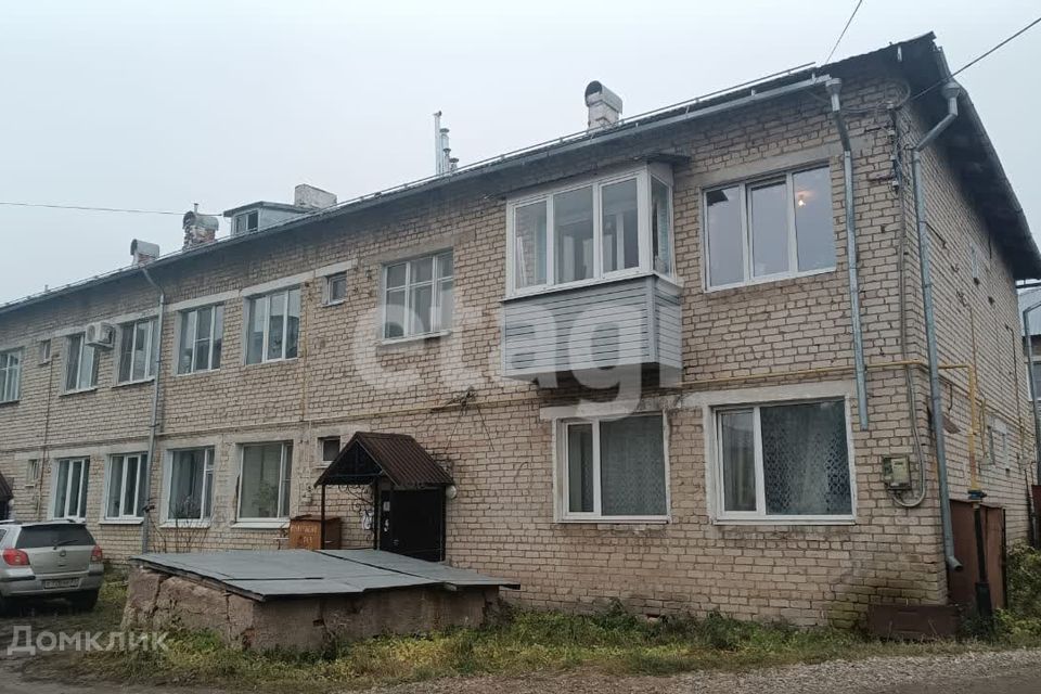 Продаётся 3-комнатная квартира, 49.5 м²