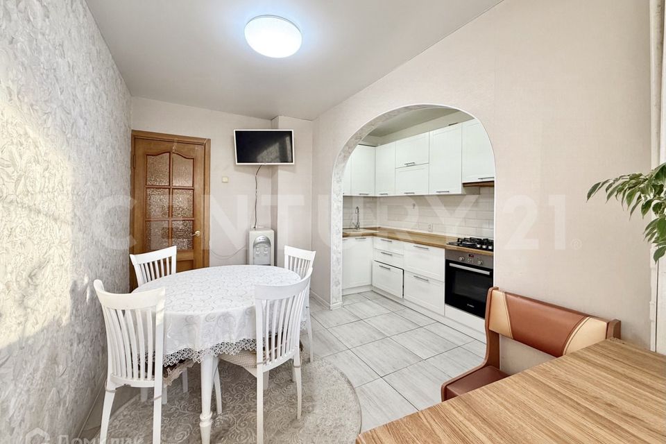 Продаётся 2-комнатная квартира, 62.7 м²