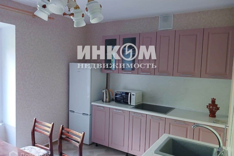 Сдаётся 2-комнатная квартира, 52 м²