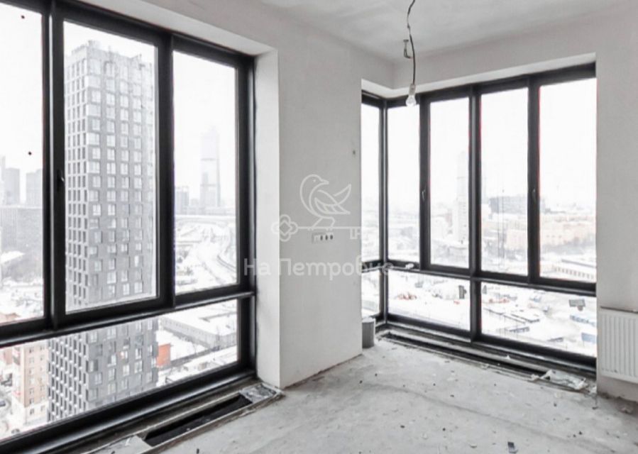 Продаётся 3-комнатная квартира, 126 м²