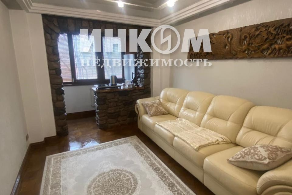 Продаётся 2-комнатная квартира, 53.3 м²