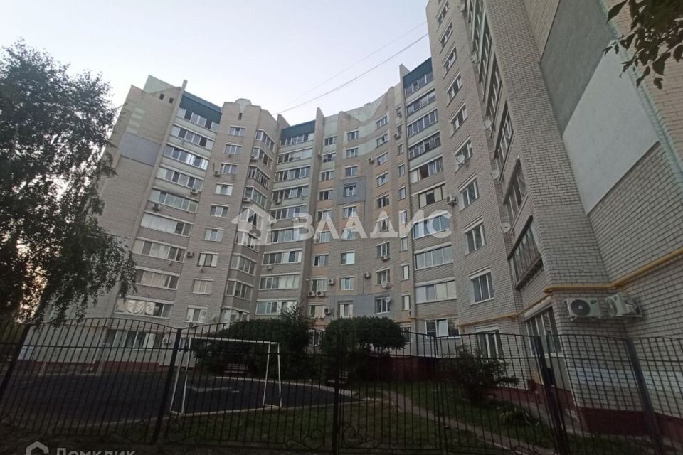 Продаётся 2-комнатная квартира, 68.6 м²