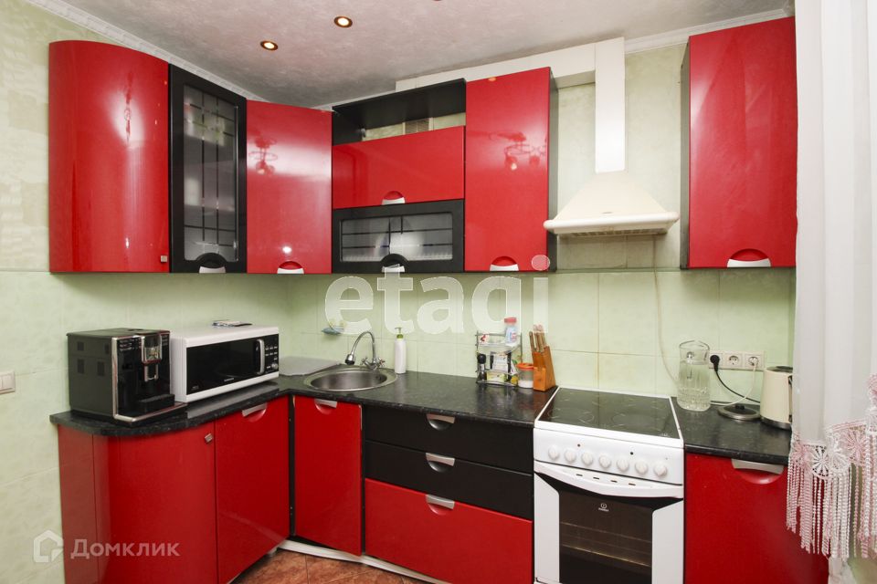 Продаётся 5-комнатная квартира, 103.8 м²