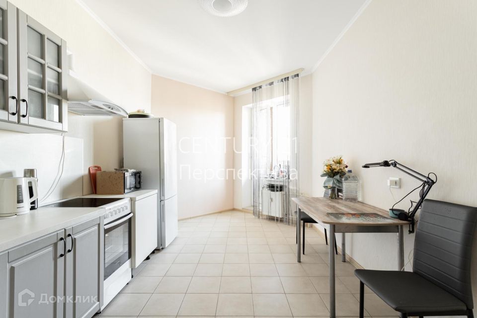 Продаётся 3-комнатная квартира, 77.6 м²