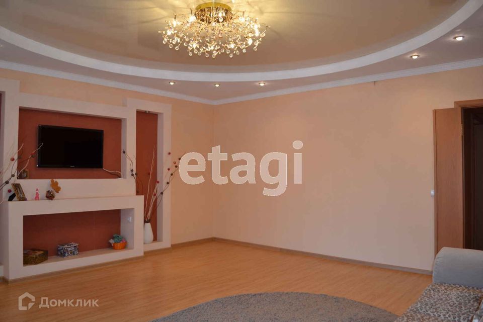Продаётся 3-комнатная квартира, 99.7 м²