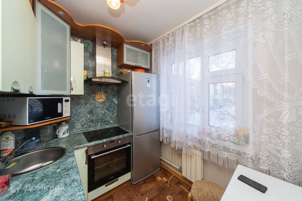 Продаётся 3-комнатная квартира, 56.6 м²