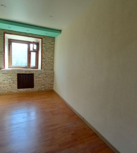 Продаётся комната в 5-комн. квартире, 11.5 м²