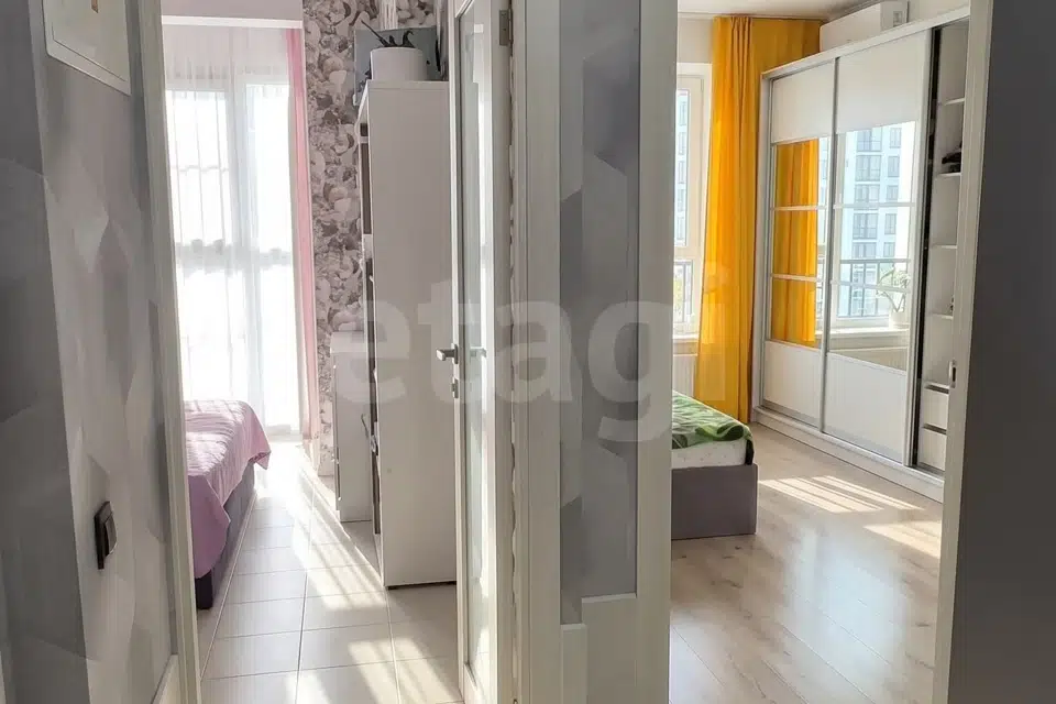 Продаётся 2-комнатная квартира, 57 м²