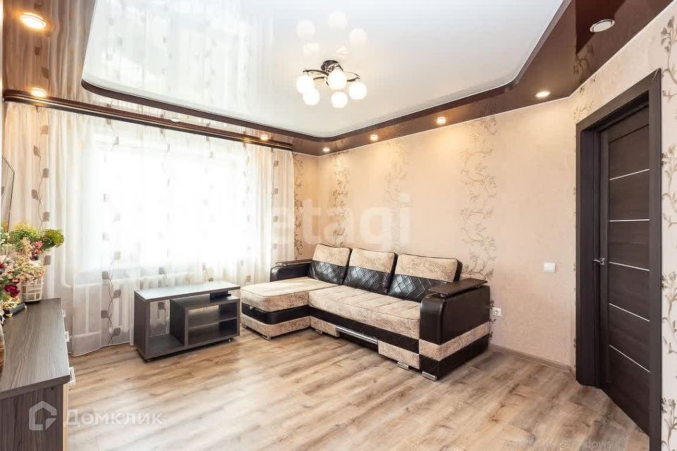 Сдаётся 2-комнатная квартира, 60.9 м²