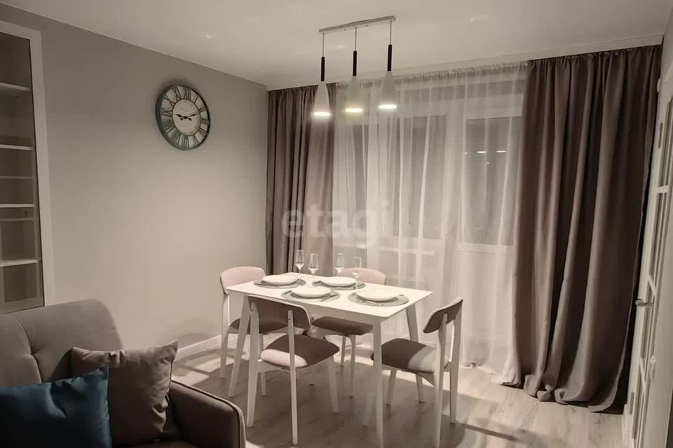 Продаётся 2-комнатная квартира, 42.8 м²