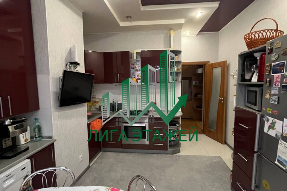 Продаётся 3-комнатная квартира, 94 м²