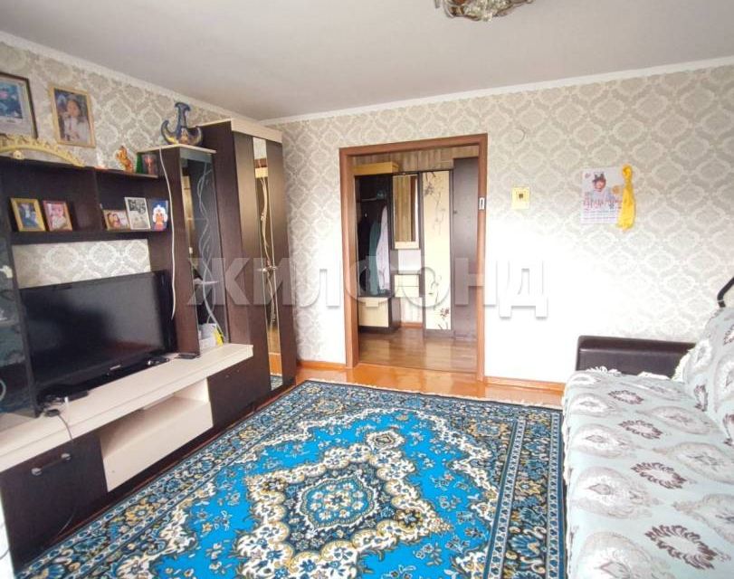 Продаётся 3-комнатная квартира, 61.9 м²