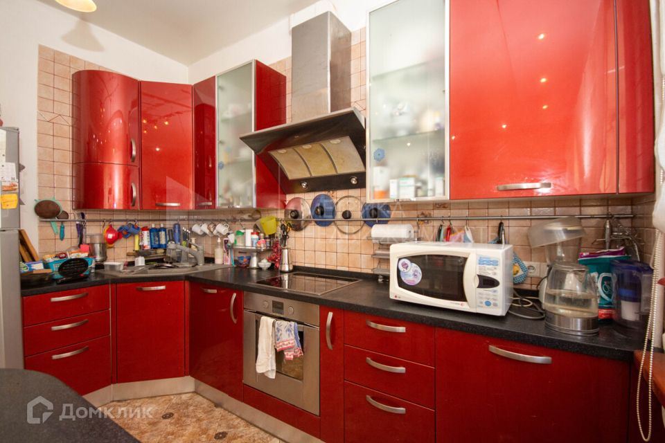 Продаётся 3-комнатная квартира, 123.6 м²