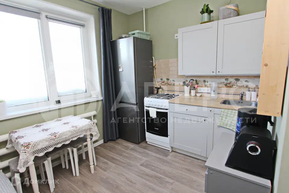 Продаётся 1-комнатная квартира, 37.3 м²