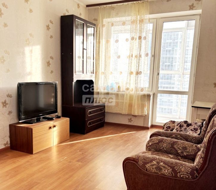 Сдаётся 2-комнатная квартира, 70 м²