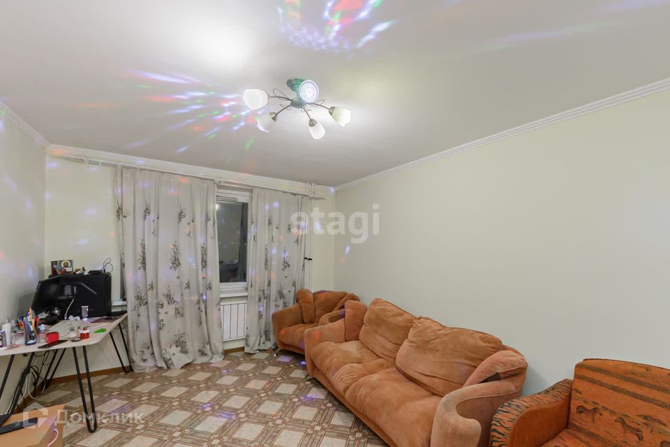 Продаётся 1-комнатная квартира, 42.9 м²