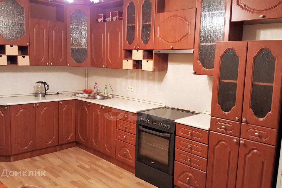 Сдаётся 2-комнатная квартира, 70 м²