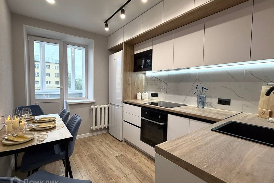 Продаётся 2-комнатная квартира, 46.6 м²