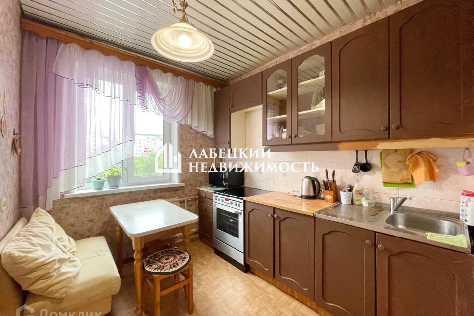 Сдаётся 2-комнатная квартира, 52.2 м²