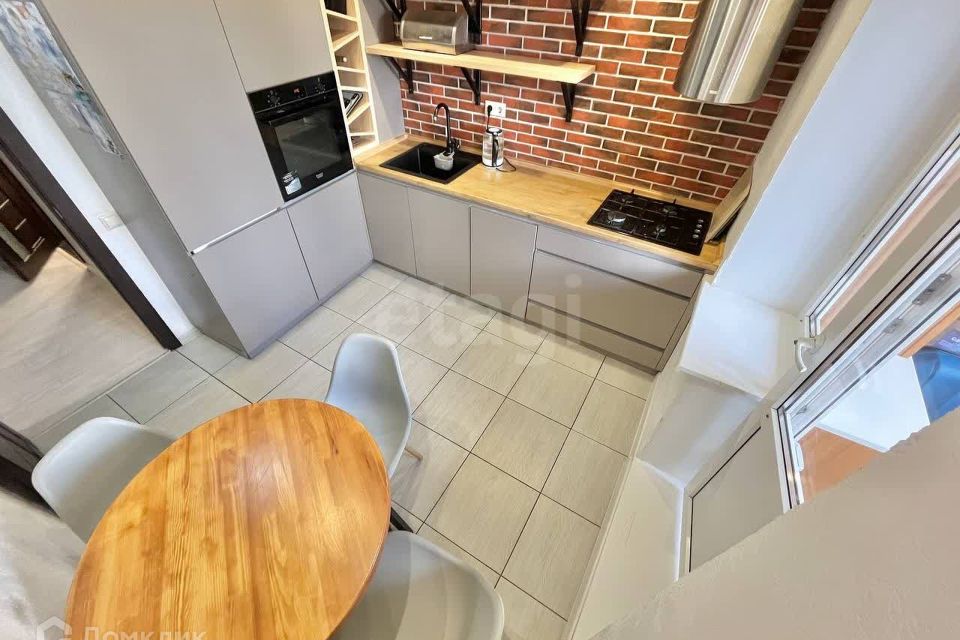 Продаётся 2-комнатная квартира, 47.9 м²