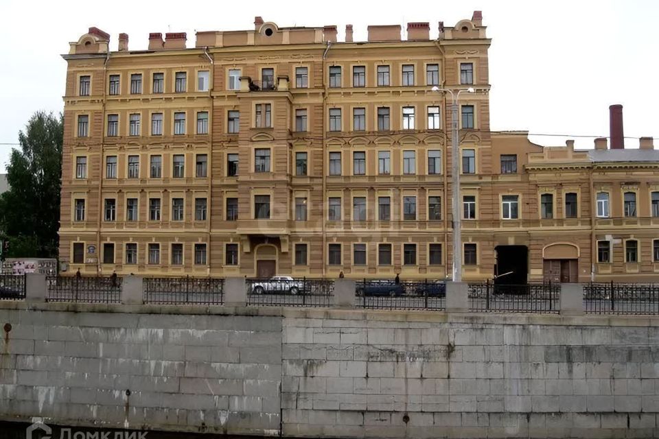 Продаётся комната в 4-комн. квартире, 13.4 м²