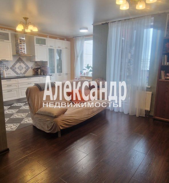 Продаётся 3-комнатная квартира, 101.9 м²
