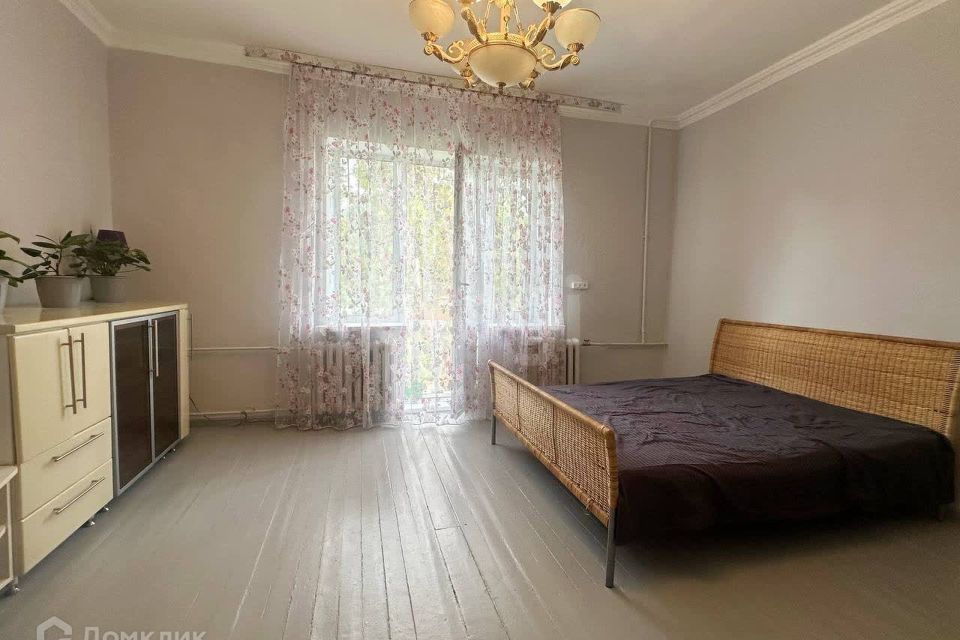 Продаётся 2-комнатная квартира, 63.6 м²