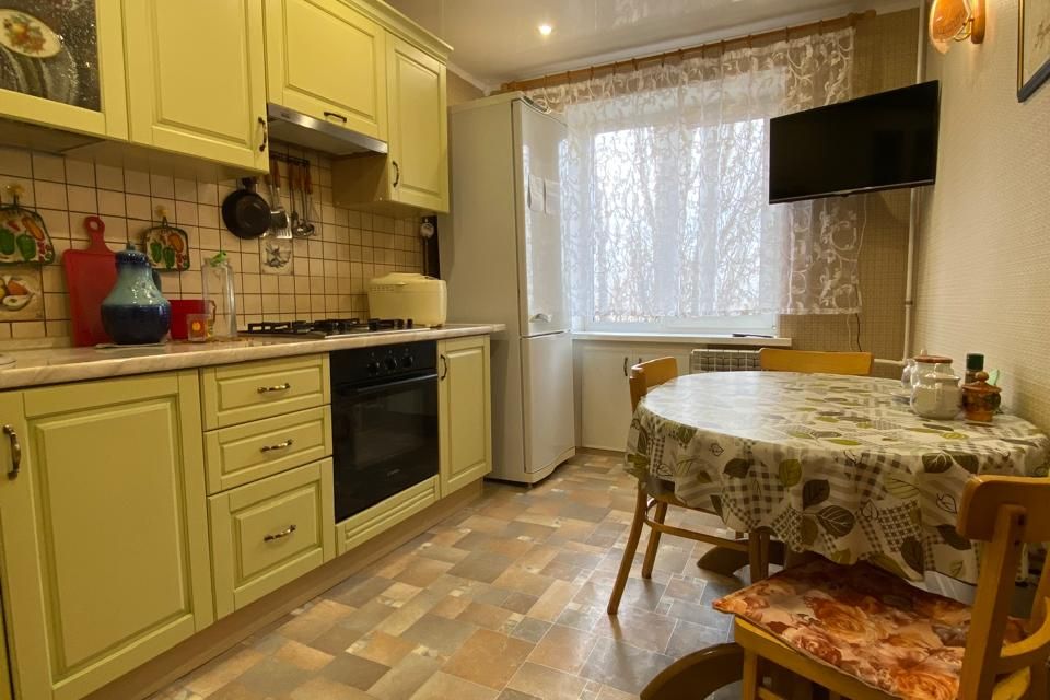 Продаётся 3-комнатная квартира, 62 м²