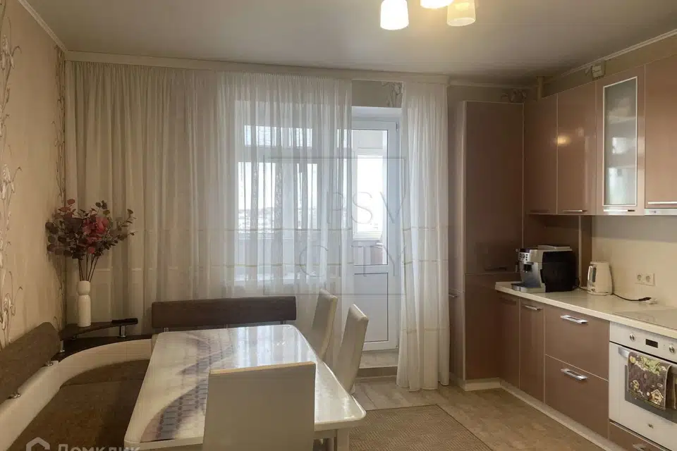 Продаётся 1-комнатная квартира, 58.4 м²