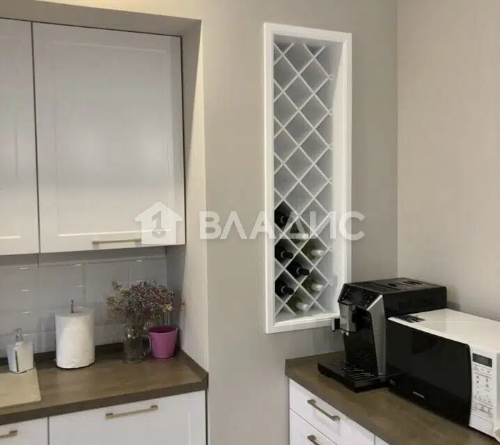 Продаётся 3-комнатная квартира, 102 м²