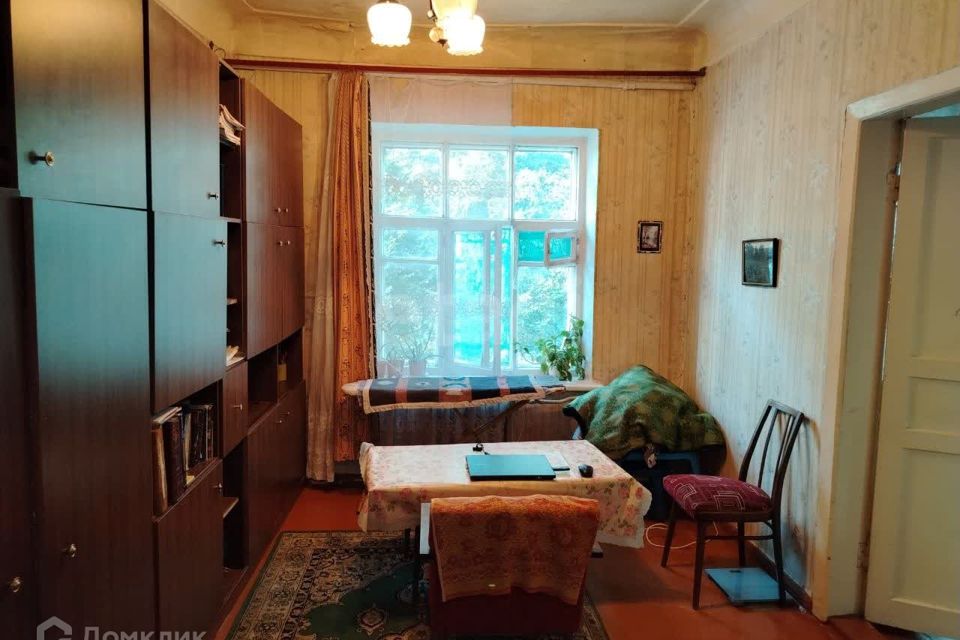 Продаётся 3-комнатная квартира, 37.9 м²