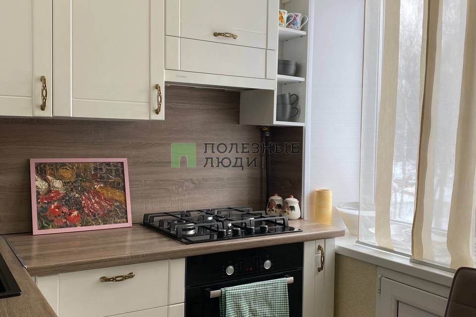 Продаётся 4-комнатная квартира, 59.2 м²