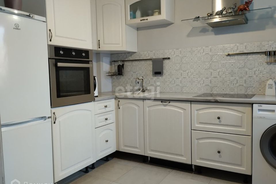 Продаётся 3-комнатная квартира, 75.3 м²