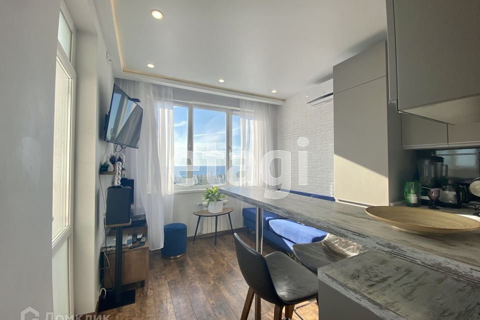 Продаётся 1-комнатная квартира, 40.9 м²