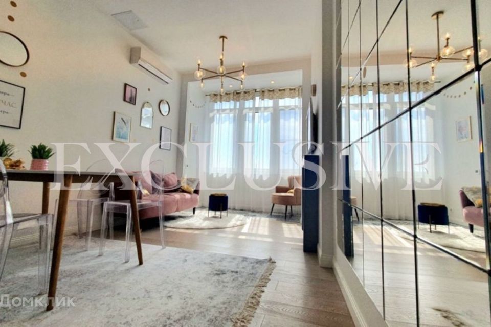 Продаётся 3-комнатная квартира, 94 м²