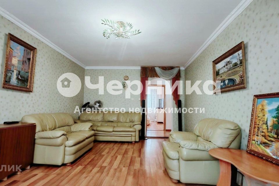 Продаётся 2-этажный дом, 225 м²