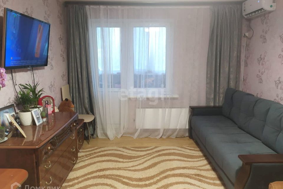 Продаётся 1-комнатная квартира, 37.5 м²
