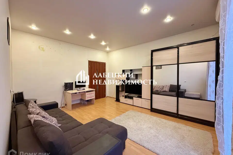 Продаётся 2-комнатная квартира, 64.6 м²