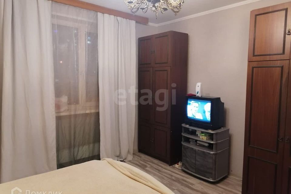 Продаётся комната в 3-комн. квартире, 80.1 м²