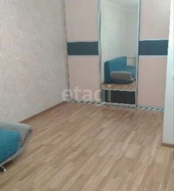 Продаётся 1-комнатная квартира, 42.9 м²