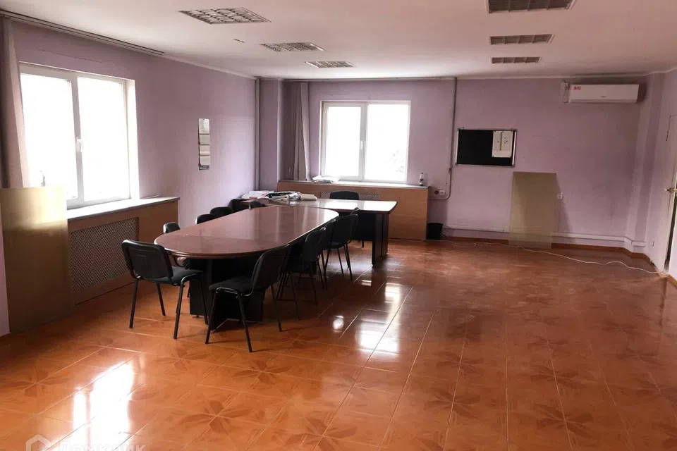 Сдаётся офис, 750 м²