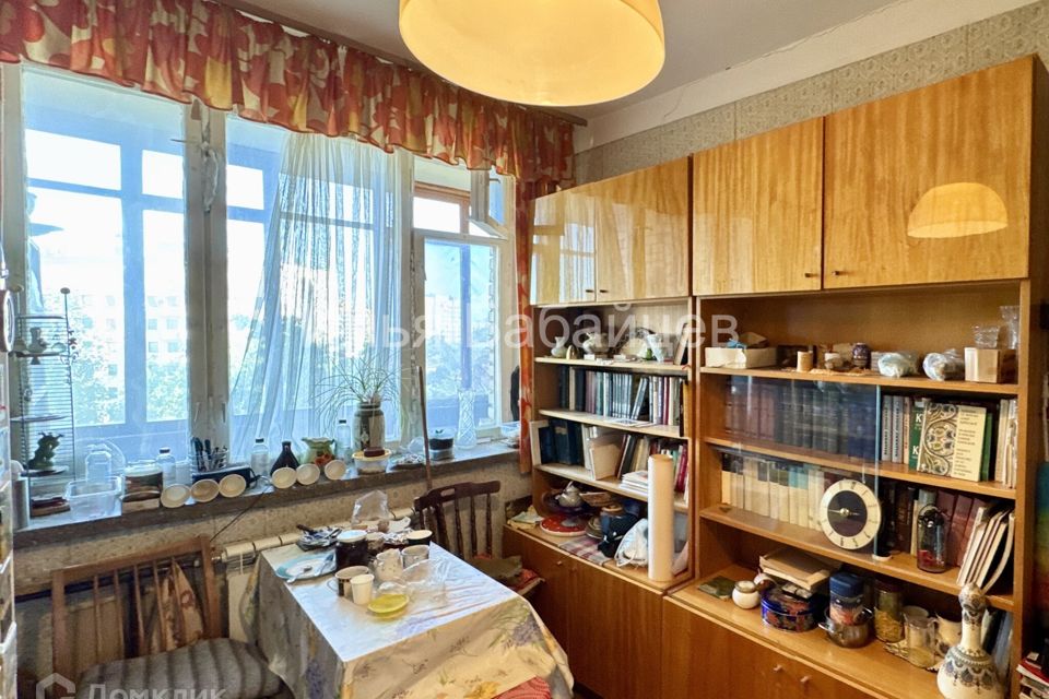Продаётся 1-комнатная квартира, 35.8 м²