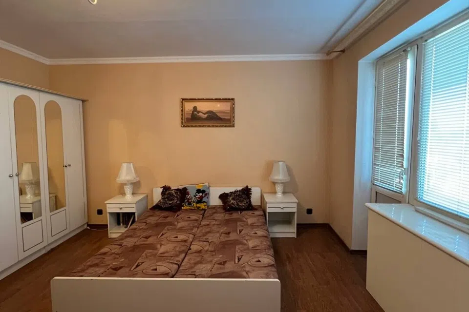Продаётся 3-комнатная квартира, 82 м²