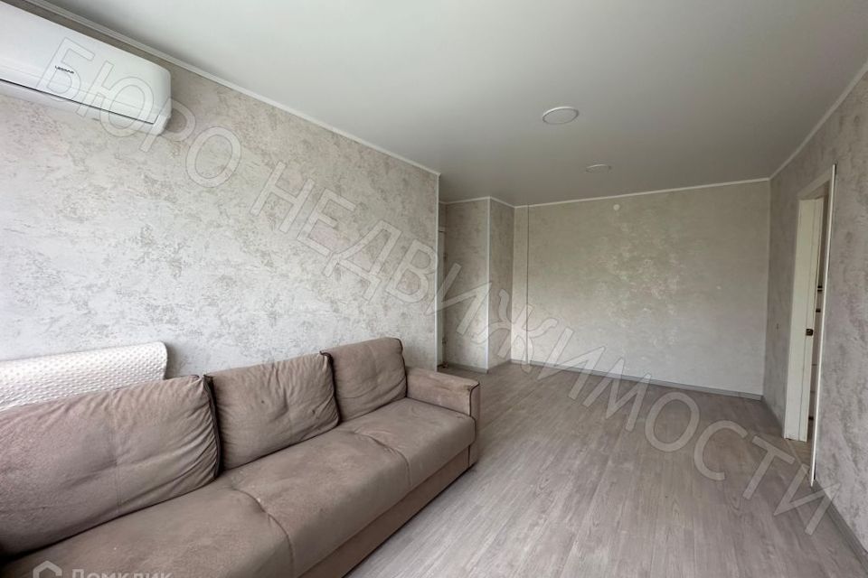Продаётся 4-комнатная квартира, 69 м²