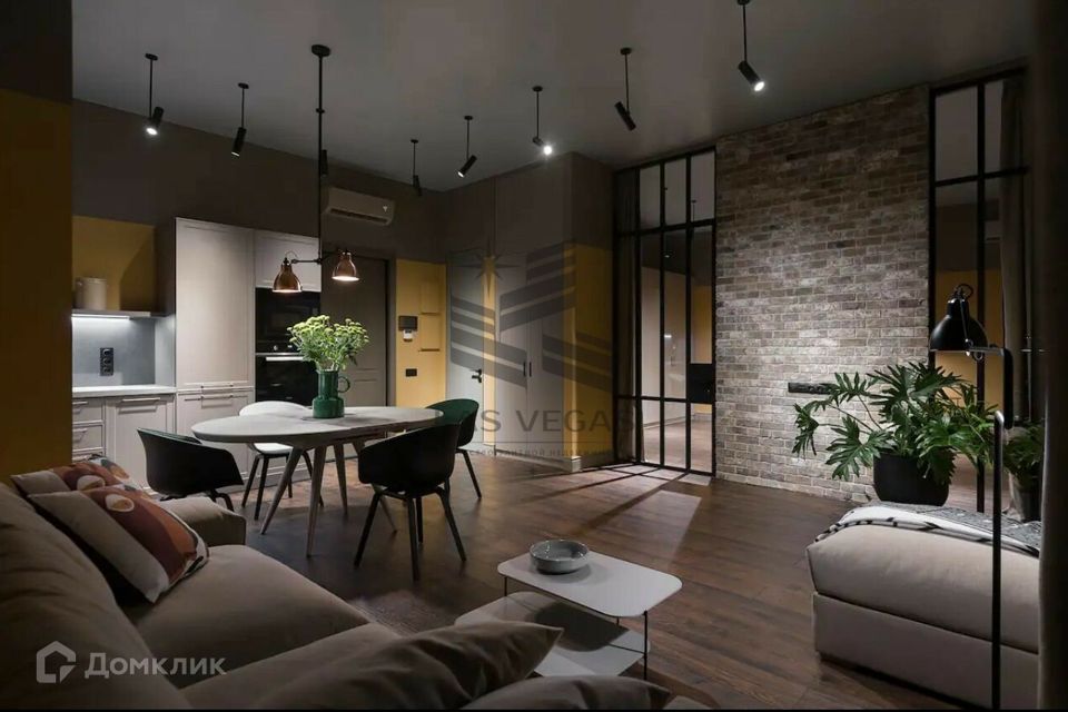 Сдаётся 2-комнатная квартира, 62 м²