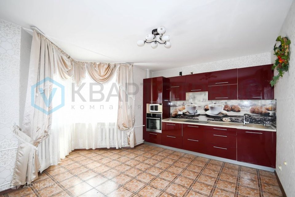 Продаётся 3-комнатная квартира, 99.8 м²