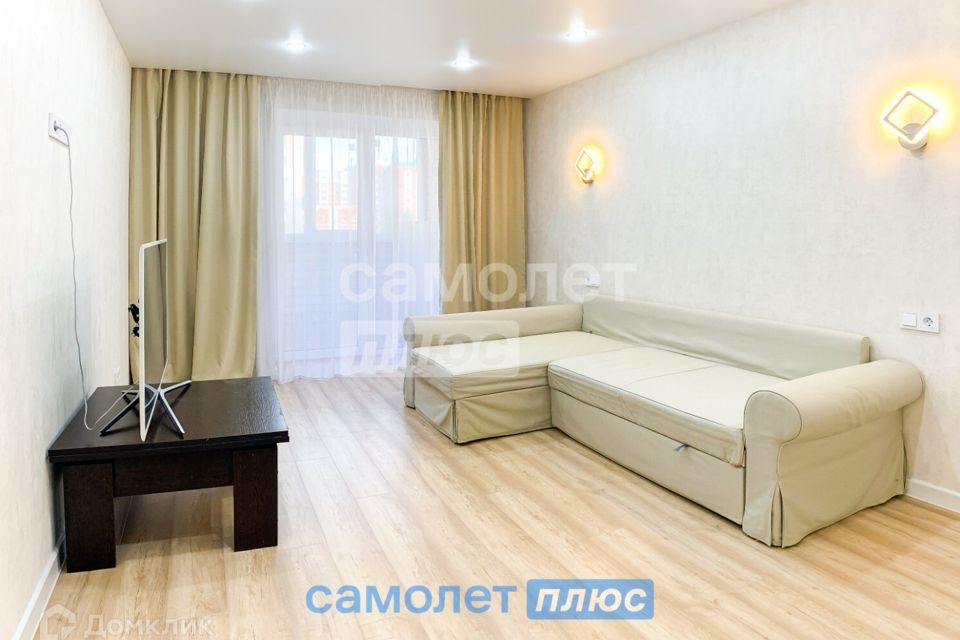 Продаётся 1-комнатная квартира, 43 м²