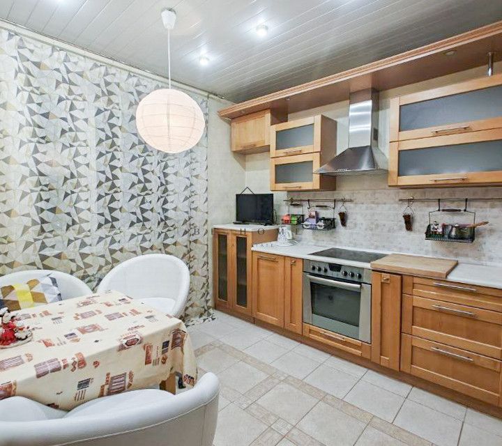 Сдаётся 3-комнатная квартира, 90.5 м²