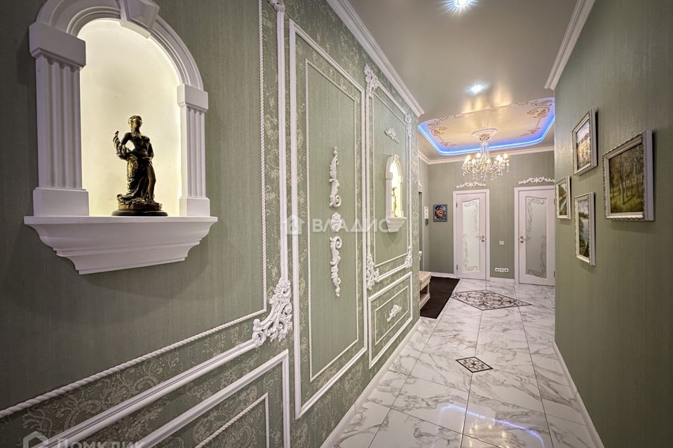 Продаётся 3-комнатная квартира, 99.5 м²