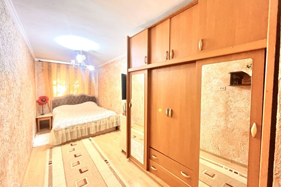 Продаётся 3-комнатная квартира, 56 м²